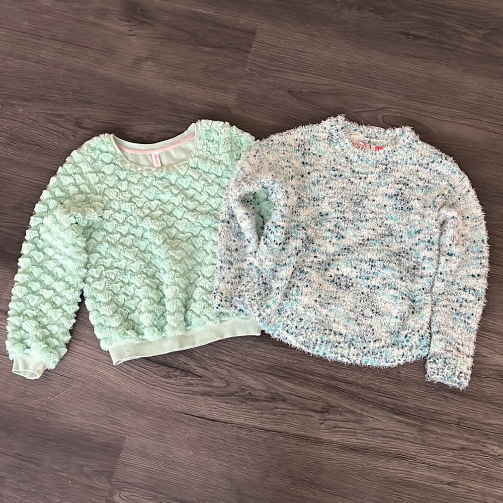 Girls Sweater Lot of 2 size 7/8 and 7. Green blue mint Xhilaration SO